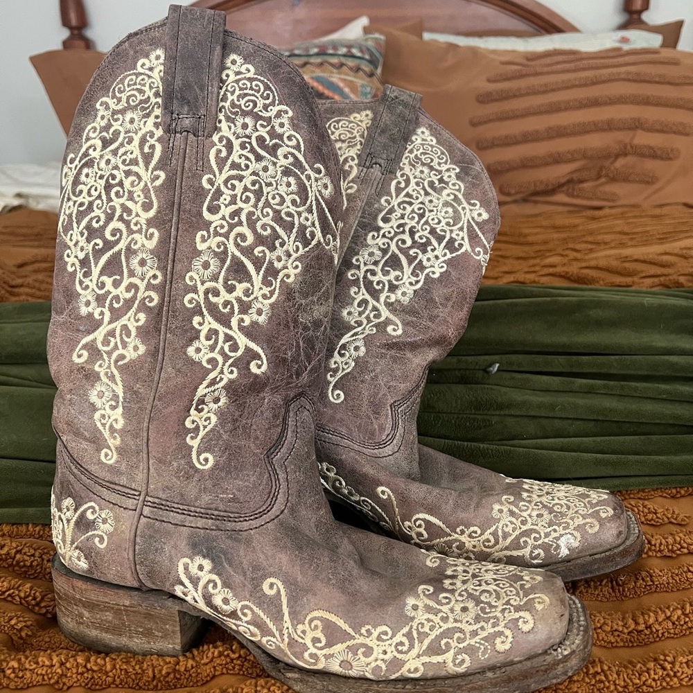 Corral square toe boot 8.5